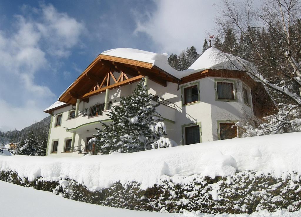 Diana Hotel Pettneu am Arlberg Exterior photo